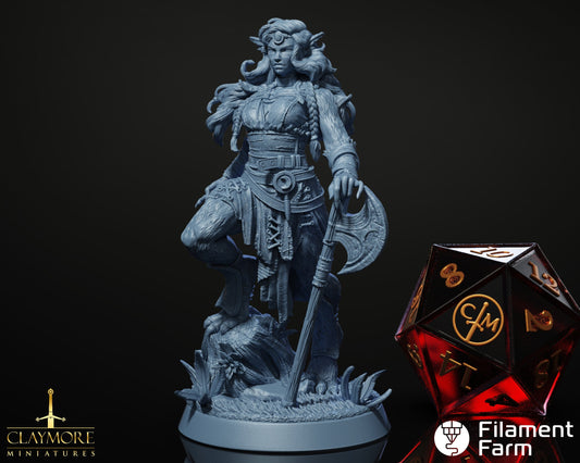 Female Halfbreed Lycanthrope - The Crimson Howling - Highly Detailed Resin 8k 3D Printed Miniature