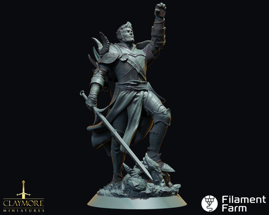 Raynald The Dawnbringer - The Abyss Gazes Also - Highly Detailed Resin 3D Printed Miniature